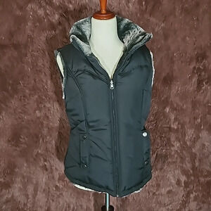 Valerie Stevens NWT Fur or Puff Revisable Vest